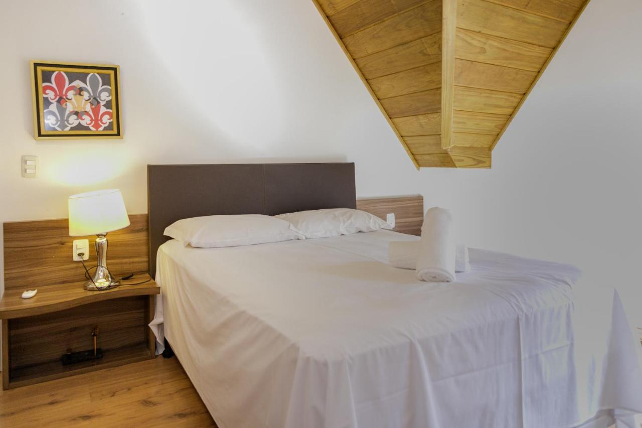 Апартаменты Apartamento Em Otima Localizacao Em Грамаду Экстерьер фото