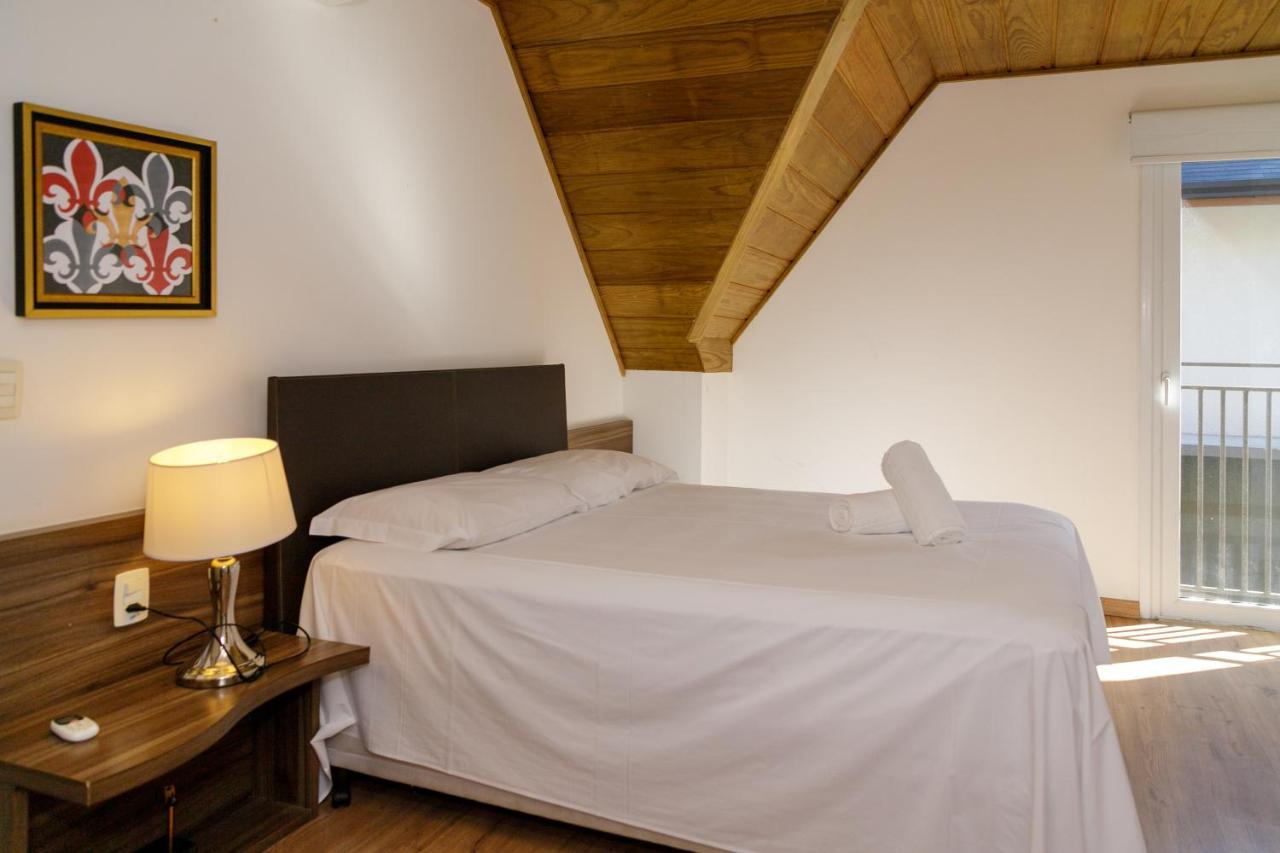 Апартаменты Apartamento Em Otima Localizacao Em Грамаду Экстерьер фото