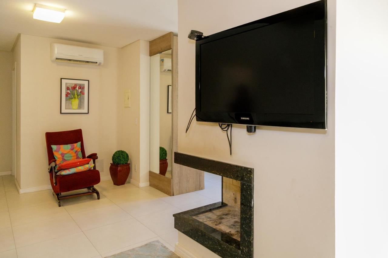 Апартаменты Apartamento Em Otima Localizacao Em Грамаду Экстерьер фото