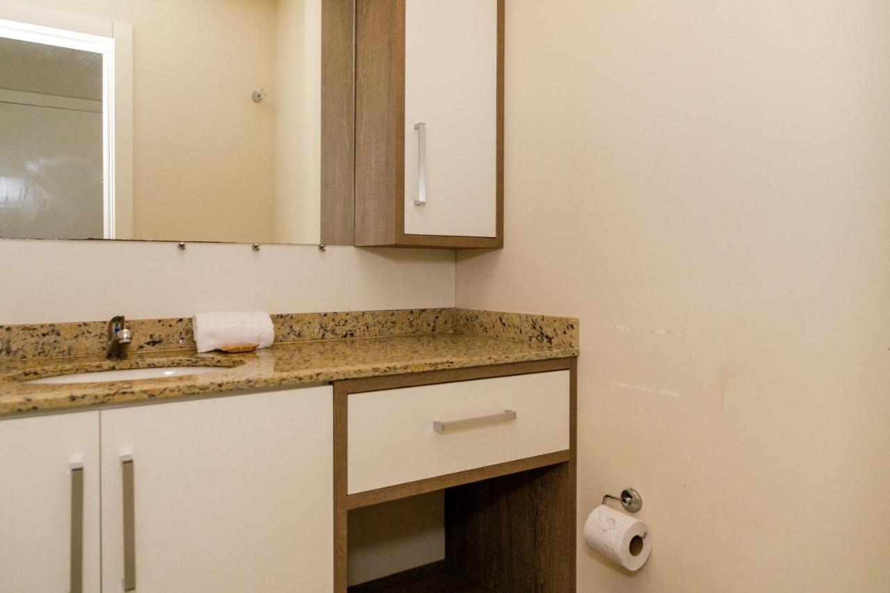 Апартаменты Apartamento Em Otima Localizacao Em Грамаду Экстерьер фото