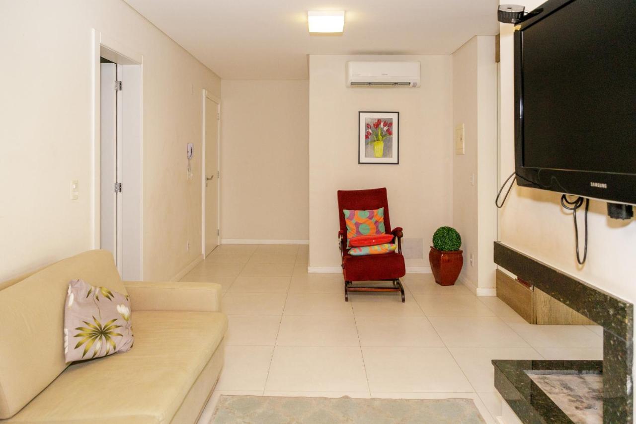 Апартаменты Apartamento Em Otima Localizacao Em Грамаду Экстерьер фото